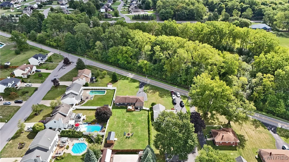 3745 Klemer Road, Wheatfield, New York 14120, Wheatfield, New York 14120, 4 Bedrooms Bedrooms, 9 Rooms Rooms,1 BathroomBathrooms,Residential,Closed,3745 Klemer Road, Wheatfield, New York 14120,0,B1633801