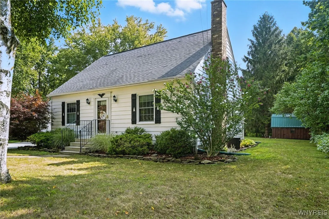 2677 Peters Corners Road, Alden, New York 14004, Alden, New York 14004, 3 Bedrooms Bedrooms, 7 Rooms Rooms,1 BathroomBathrooms,Residential,For Sale,2677 Peters Corners Road, Alden, New York 14004,0,B1630866