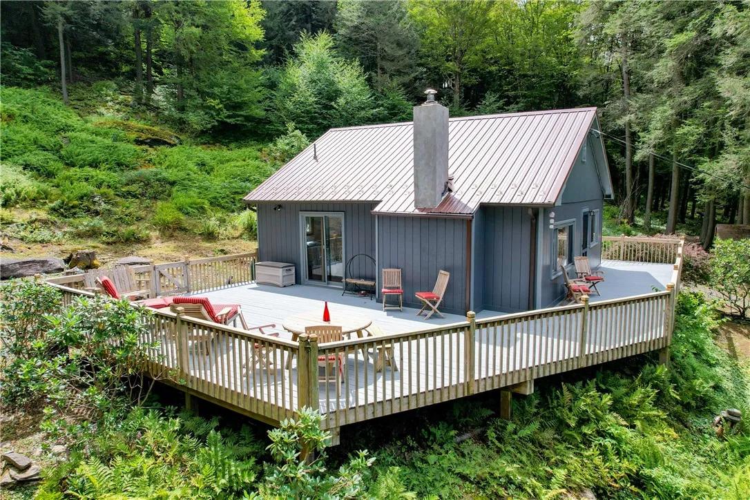 240 Beeman Hill Road, Middletown, New York 12455, Middletown, New York 12455, 2 Bedrooms Bedrooms, 5 Rooms Rooms,1 BathroomBathrooms,Residential,Closed,240 Beeman Hill Road, Middletown, New York 12455,0,R1634534