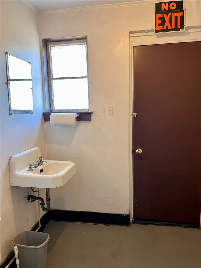 1802 West Water Street, Elmira, New York 14905, Elmira, New York 14905, ,Commercial Sale,For Sale,1802 West Water Street, Elmira, New York 14905,0,R1634708