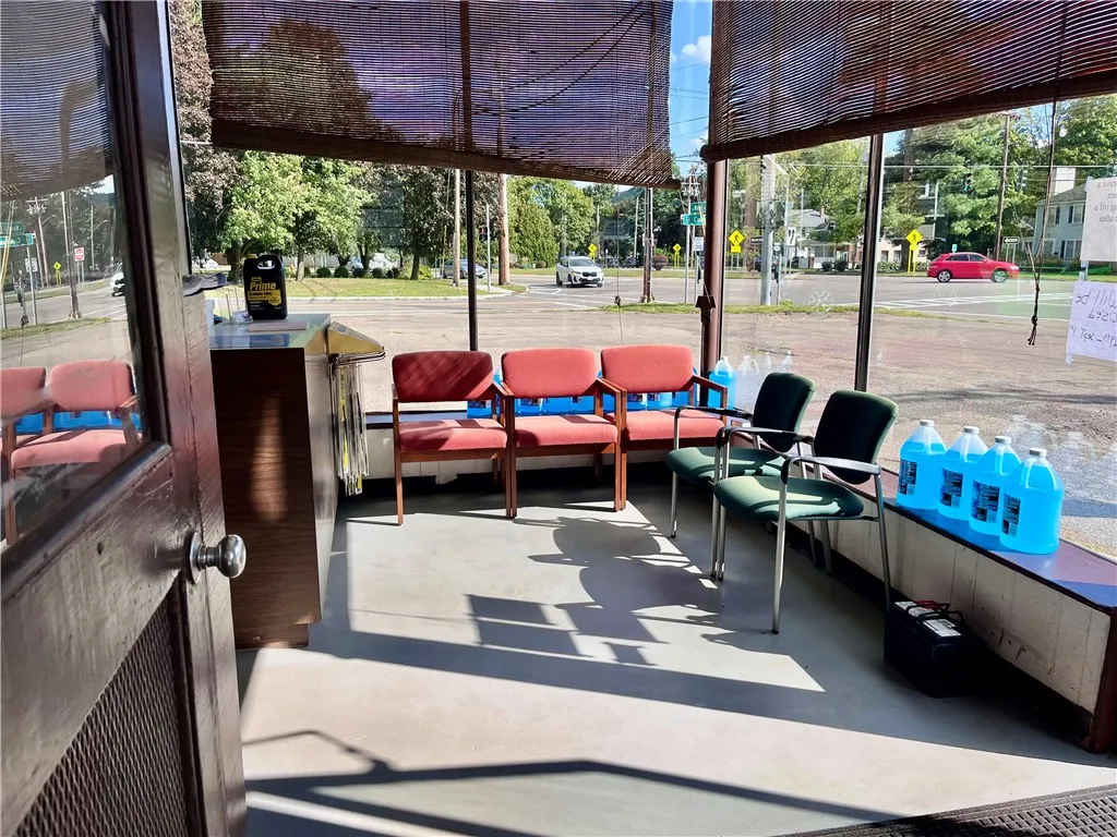 1802 West Water Street, Elmira, New York 14905, Elmira, New York 14905, ,Commercial Sale,For Sale,1802 West Water Street, Elmira, New York 14905,0,R1634708