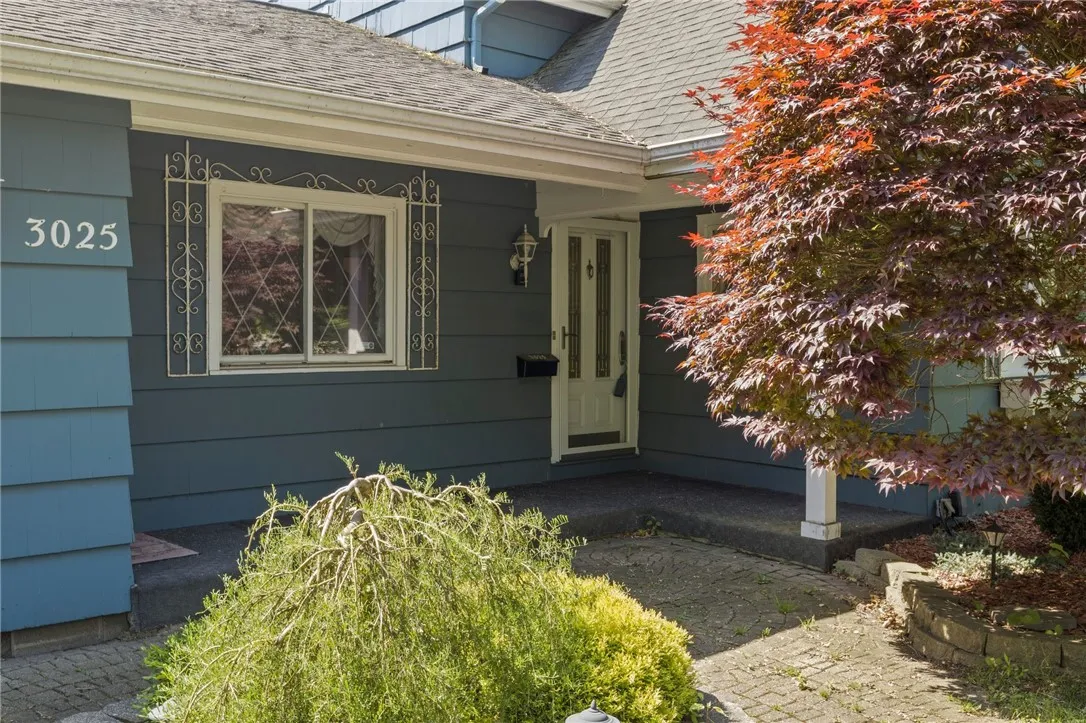 3025 Chili Ave Avenue, Chili, New York 14624, Chili, New York 14624, 4 Bedrooms Bedrooms, 8 Rooms Rooms,2 BathroomsBathrooms,Residential,Closed,3025 Chili Ave Avenue, Chili, New York 14624,0,R1634837