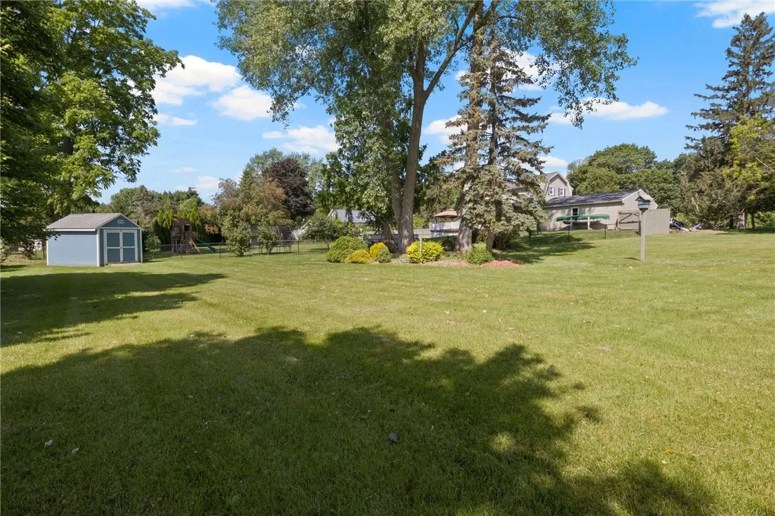 3025 Chili Ave Avenue, Chili, New York 14624, Chili, New York 14624, 4 Bedrooms Bedrooms, 8 Rooms Rooms,2 BathroomsBathrooms,Residential,Closed,3025 Chili Ave Avenue, Chili, New York 14624,0,R1634837