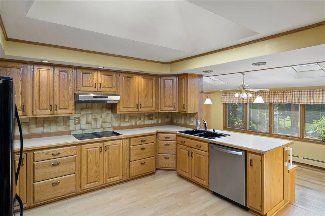 3025 Chili Ave Avenue, Chili, New York 14624, Chili, New York 14624, 4 Bedrooms Bedrooms, 8 Rooms Rooms,2 BathroomsBathrooms,Residential,Closed,3025 Chili Ave Avenue, Chili, New York 14624,0,R1634837