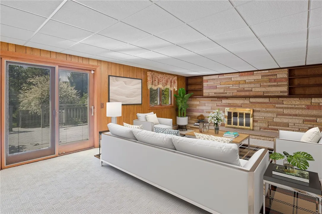 3025 Chili Ave Avenue, Chili, New York 14624, Chili, New York 14624, 4 Bedrooms Bedrooms, 8 Rooms Rooms,2 BathroomsBathrooms,Residential,Closed,3025 Chili Ave Avenue, Chili, New York 14624,0,R1634837