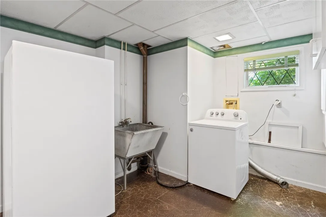 3025 Chili Ave Avenue, Chili, New York 14624, Chili, New York 14624, 4 Bedrooms Bedrooms, 8 Rooms Rooms,2 BathroomsBathrooms,Residential,Closed,3025 Chili Ave Avenue, Chili, New York 14624,0,R1634837