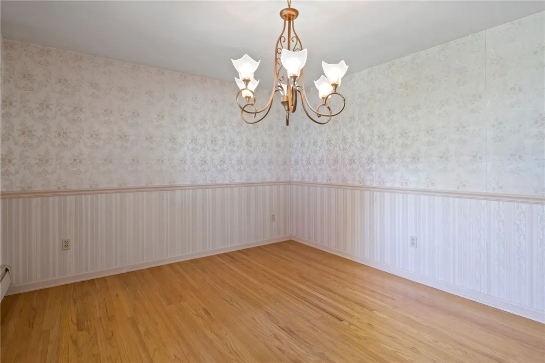 3025 Chili Ave Avenue, Chili, New York 14624, Chili, New York 14624, 4 Bedrooms Bedrooms, 8 Rooms Rooms,2 BathroomsBathrooms,Residential,Closed,3025 Chili Ave Avenue, Chili, New York 14624,0,R1634837