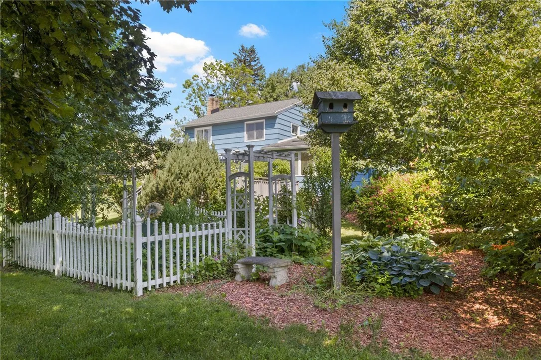 3025 Chili Ave Avenue, Chili, New York 14624, Chili, New York 14624, 4 Bedrooms Bedrooms, 8 Rooms Rooms,2 BathroomsBathrooms,Residential,Closed,3025 Chili Ave Avenue, Chili, New York 14624,0,R1634837