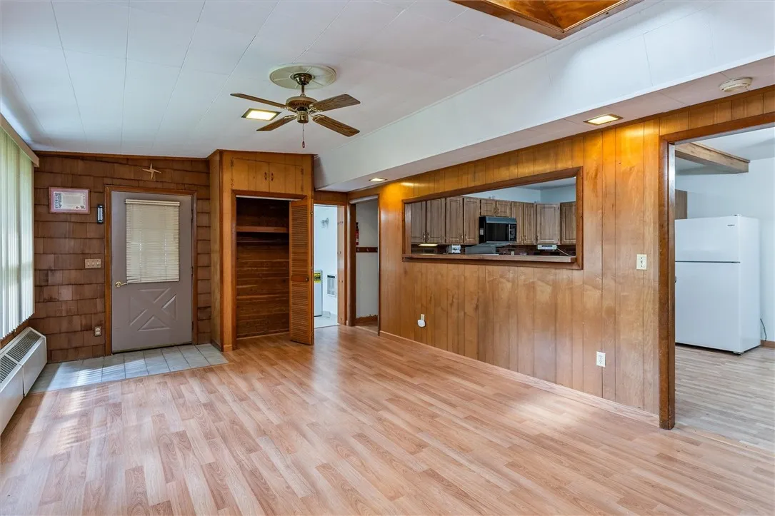 30 East Parkway, Victor, New York 14564, Victor, New York 14564, 3 Bedrooms Bedrooms, 6 Rooms Rooms,1 BathroomBathrooms,Residential,Closed,30 East Parkway, Victor, New York 14564,0,R1632294