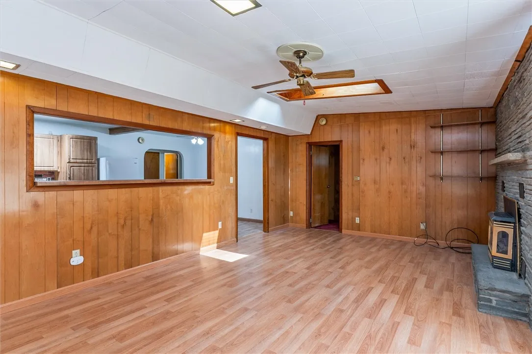 30 East Parkway, Victor, New York 14564, Victor, New York 14564, 3 Bedrooms Bedrooms, 6 Rooms Rooms,1 BathroomBathrooms,Residential,Closed,30 East Parkway, Victor, New York 14564,0,R1632294