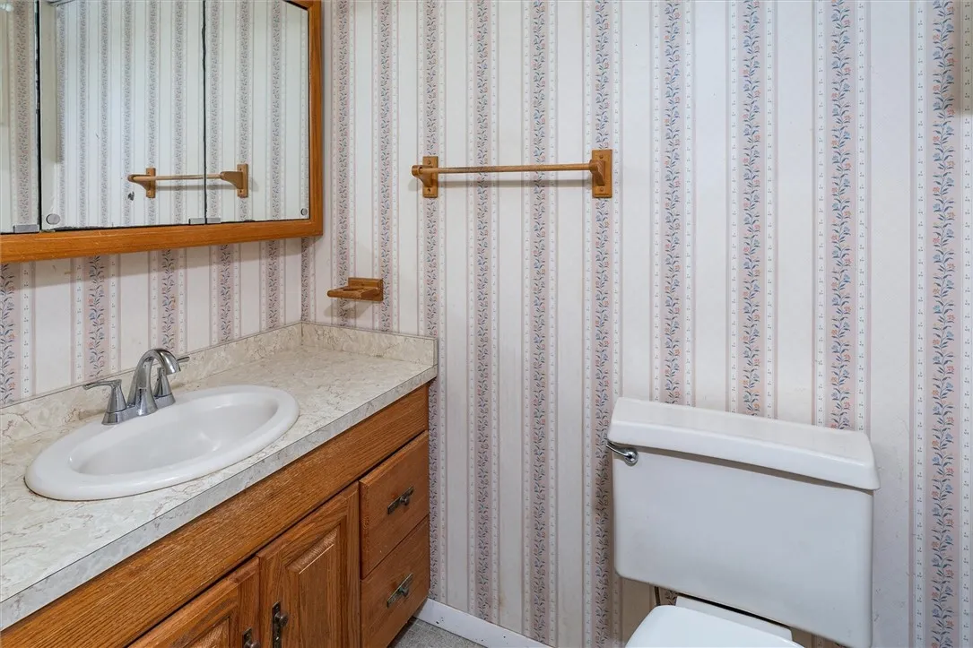 30 East Parkway, Victor, New York 14564, Victor, New York 14564, 3 Bedrooms Bedrooms, 6 Rooms Rooms,1 BathroomBathrooms,Residential,Closed,30 East Parkway, Victor, New York 14564,0,R1632294