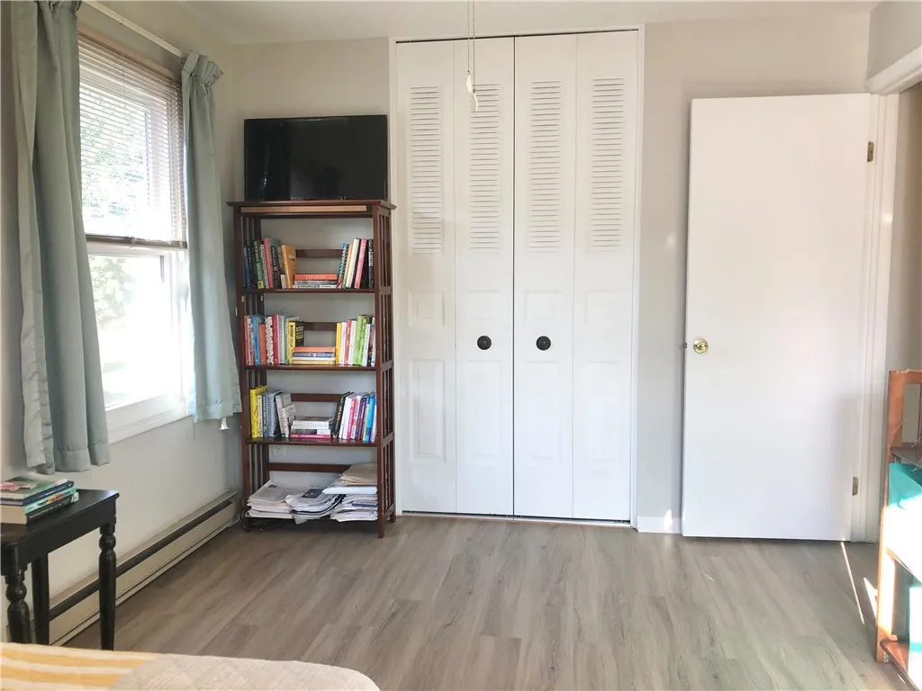 24 Arrowhead North, Perinton, New York 14450, Perinton, New York 14450, 2 Bedrooms Bedrooms, 5 Rooms Rooms,1 BathroomBathrooms,Residential,For Sale,24 Arrowhead North, Perinton, New York 14450,0,R1633783