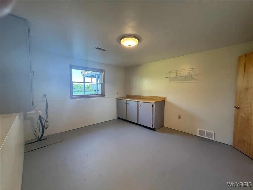 2732 Galloway Road, Batavia, New York 14020, Batavia, New York 14020, 4 Bedrooms Bedrooms, 10 Rooms Rooms,1 BathroomBathrooms,Residential,For Sale,2732 Galloway Road, Batavia, New York 14020,0,B1634764