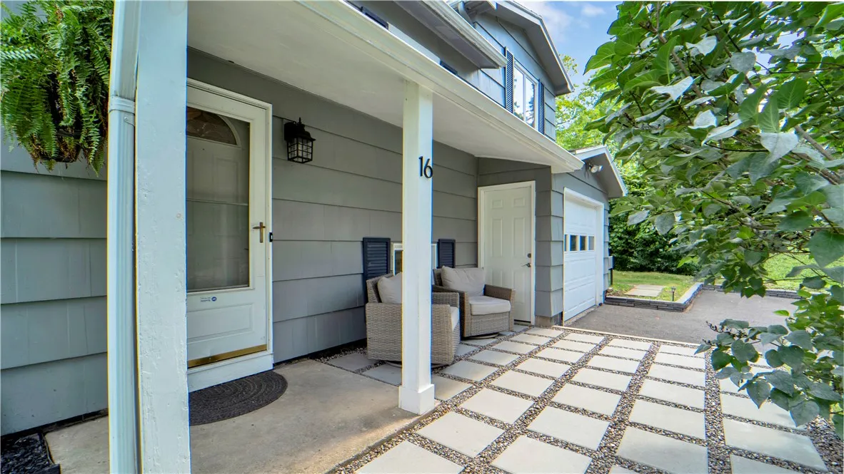 16 Post Hill Drive, Henrietta, New York 14623, Henrietta, New York 14623, 4 Bedrooms Bedrooms, 8 Rooms Rooms,2 BathroomsBathrooms,Residential,Closed,16 Post Hill Drive, Henrietta, New York 14623,0,R1632422