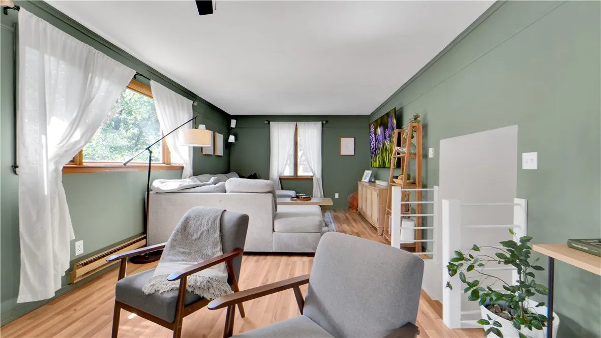 16 Post Hill Drive, Henrietta, New York 14623, Henrietta, New York 14623, 4 Bedrooms Bedrooms, 8 Rooms Rooms,2 BathroomsBathrooms,Residential,Closed,16 Post Hill Drive, Henrietta, New York 14623,0,R1632422