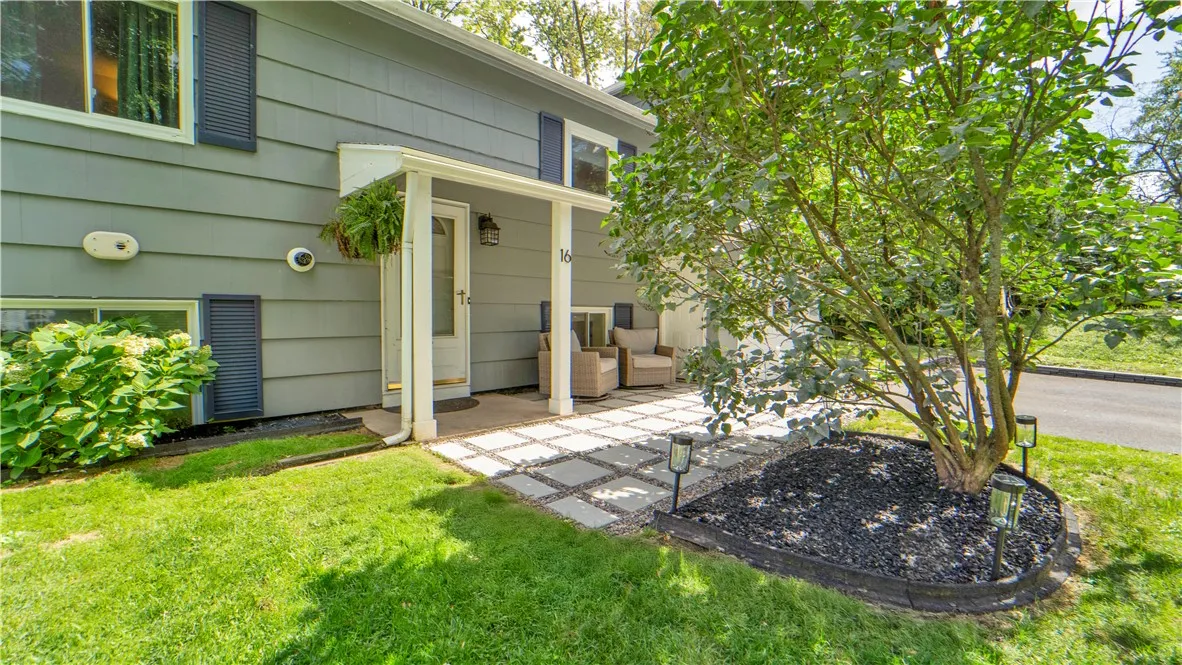 16 Post Hill Drive, Henrietta, New York 14623, Henrietta, New York 14623, 4 Bedrooms Bedrooms, 8 Rooms Rooms,2 BathroomsBathrooms,Residential,Closed,16 Post Hill Drive, Henrietta, New York 14623,0,R1632422