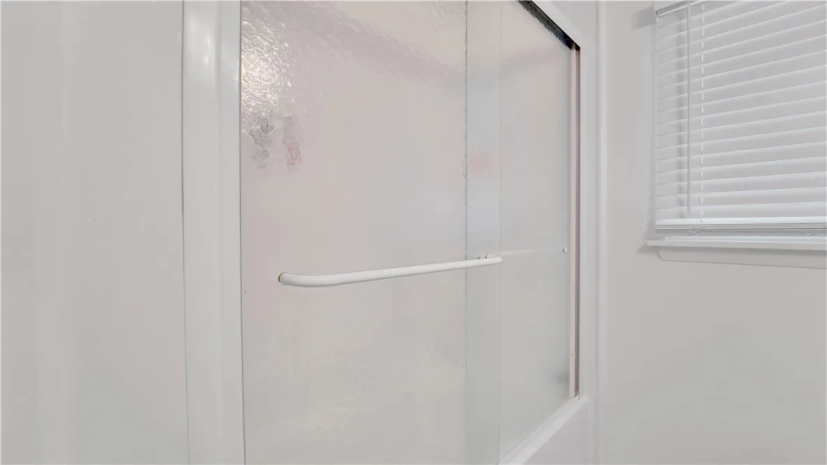 16 Post Hill Drive, Henrietta, New York 14623, Henrietta, New York 14623, 4 Bedrooms Bedrooms, 8 Rooms Rooms,2 BathroomsBathrooms,Residential,Closed,16 Post Hill Drive, Henrietta, New York 14623,0,R1632422