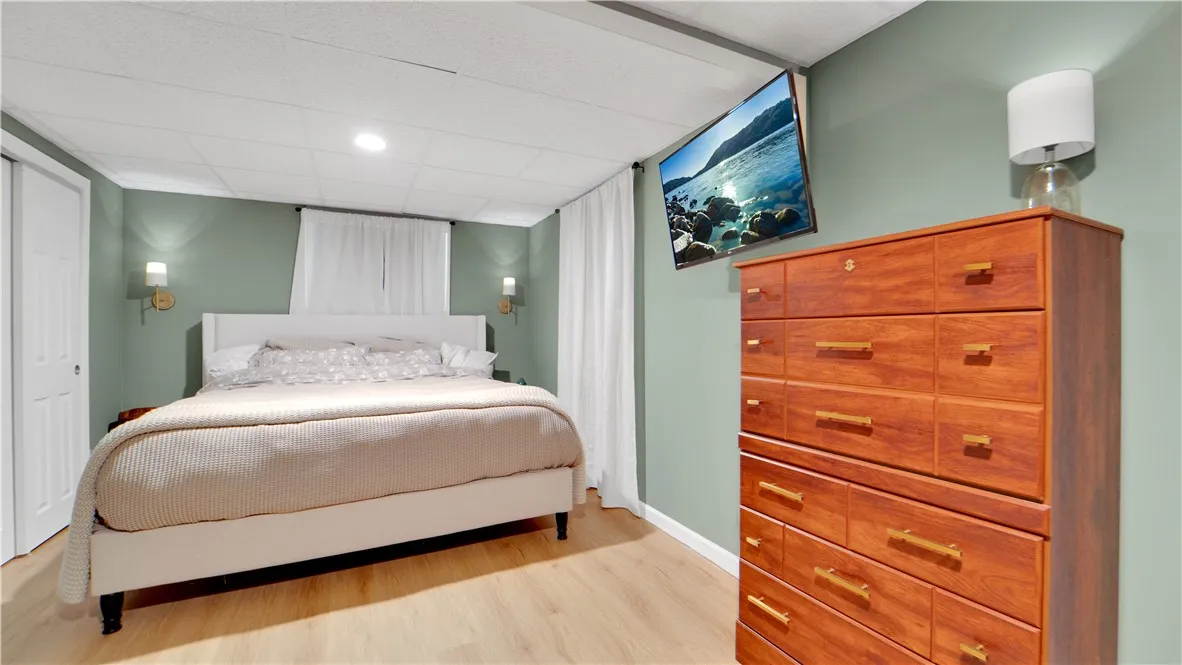 16 Post Hill Drive, Henrietta, New York 14623, Henrietta, New York 14623, 4 Bedrooms Bedrooms, 8 Rooms Rooms,2 BathroomsBathrooms,Residential,Closed,16 Post Hill Drive, Henrietta, New York 14623,0,R1632422