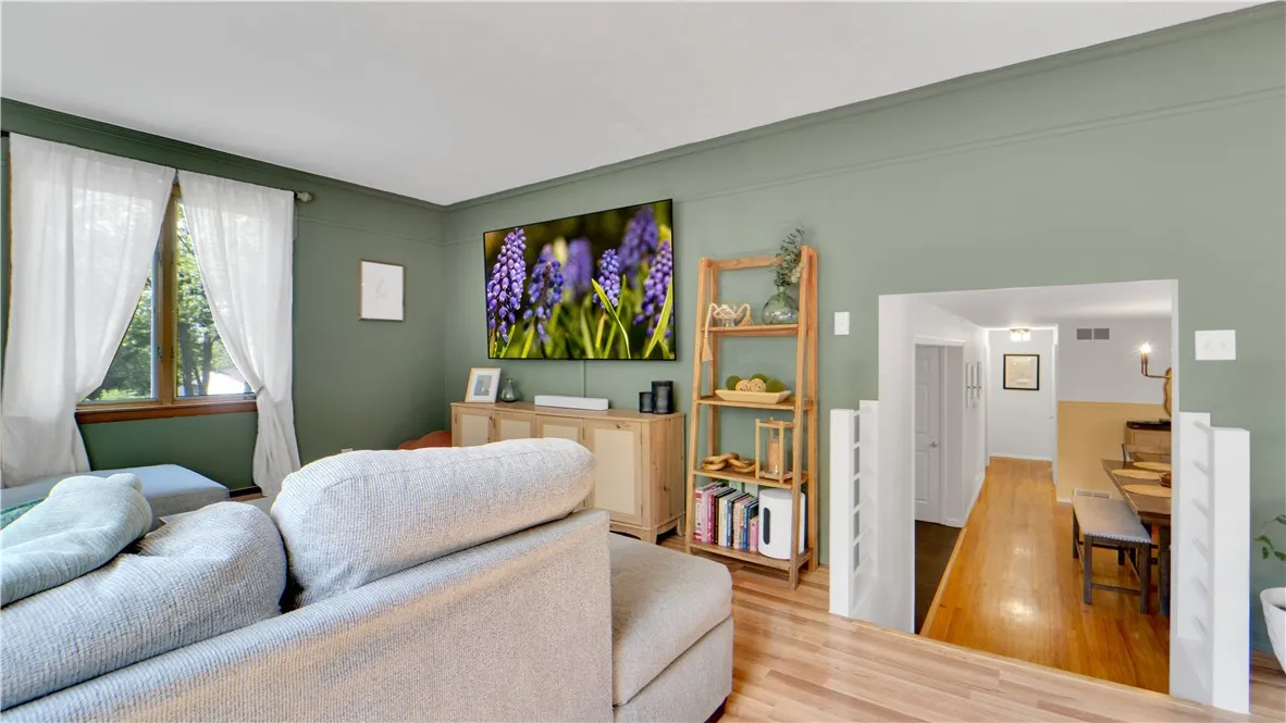 16 Post Hill Drive, Henrietta, New York 14623, Henrietta, New York 14623, 4 Bedrooms Bedrooms, 8 Rooms Rooms,2 BathroomsBathrooms,Residential,Closed,16 Post Hill Drive, Henrietta, New York 14623,0,R1632422