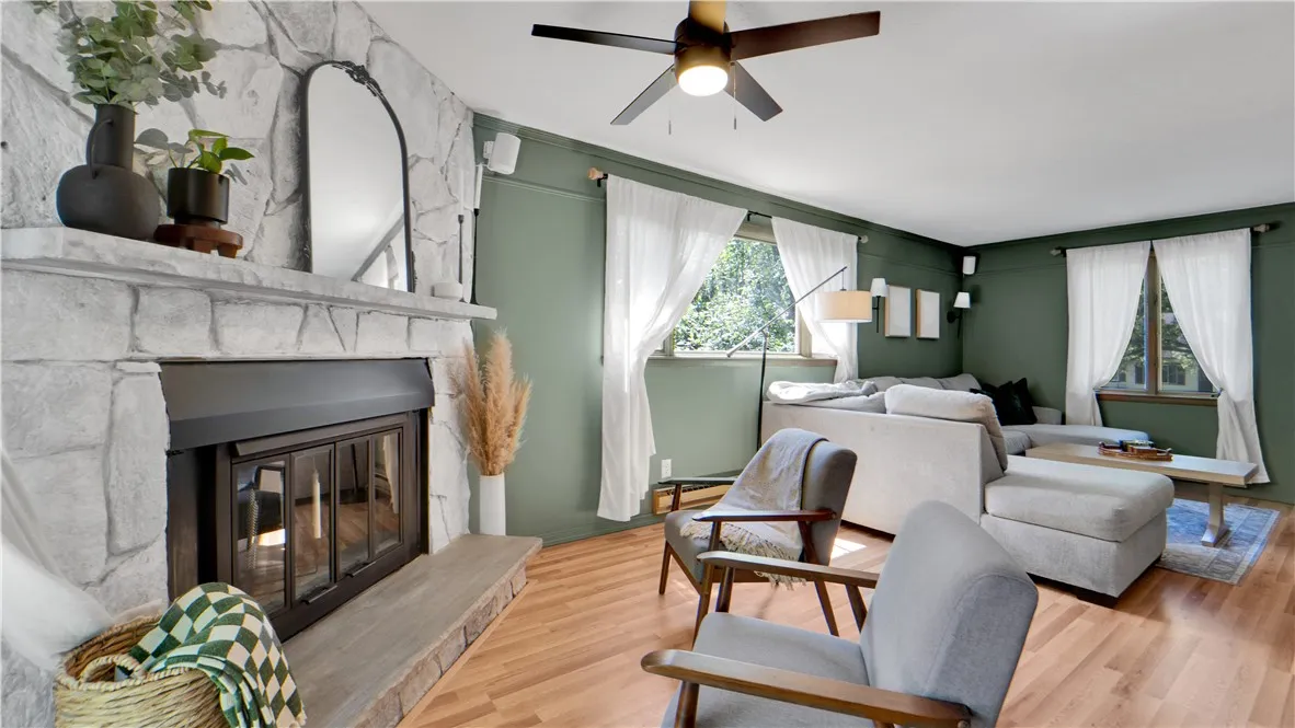 16 Post Hill Drive, Henrietta, New York 14623, Henrietta, New York 14623, 4 Bedrooms Bedrooms, 8 Rooms Rooms,2 BathroomsBathrooms,Residential,Closed,16 Post Hill Drive, Henrietta, New York 14623,0,R1632422