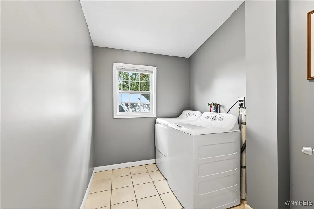 341 Vermont Street, Buffalo, New York 14213, Buffalo, New York 14213, 2 Bedrooms Bedrooms, 6 Rooms Rooms,1 BathroomBathrooms,Residential,Closed,341 Vermont Street, Buffalo, New York 14213,0,B1634622