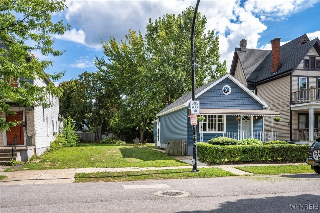 341 Vermont Street, Buffalo, New York 14213, Buffalo, New York 14213, 2 Bedrooms Bedrooms, 6 Rooms Rooms,1 BathroomBathrooms,Residential,Closed,341 Vermont Street, Buffalo, New York 14213,0,B1634622