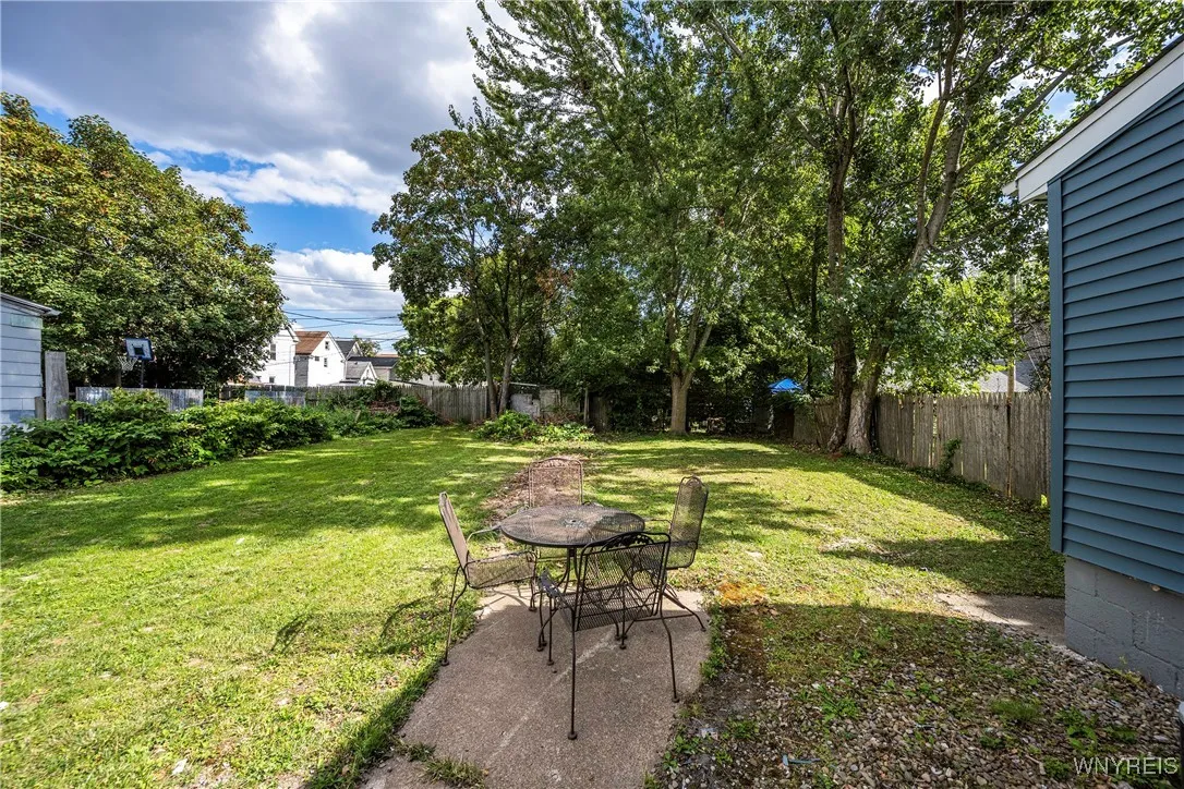 341 Vermont Street, Buffalo, New York 14213, Buffalo, New York 14213, 2 Bedrooms Bedrooms, 6 Rooms Rooms,1 BathroomBathrooms,Residential,Closed,341 Vermont Street, Buffalo, New York 14213,0,B1634622