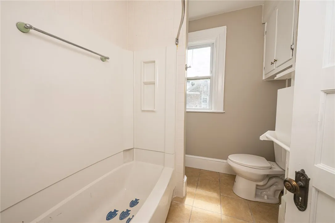 21 Park Street, Malone, New York 12953, Malone, New York 12953, 4 Bedrooms Bedrooms, 9 Rooms Rooms,1 BathroomBathrooms,Residential,Closed,21 Park Street, Malone, New York 12953,0,R1634913