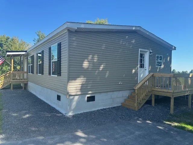 Deck off Mud Room