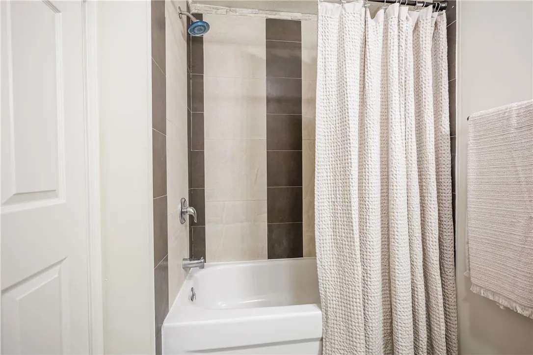 1720 Portland Avenue, Irondequoit, New York 14617, Irondequoit, New York 14617, 6 Bedrooms Bedrooms, ,2 BathroomsBathrooms,Residential,Closed,1720 Portland Avenue, Irondequoit, New York 14617,0,R1634046