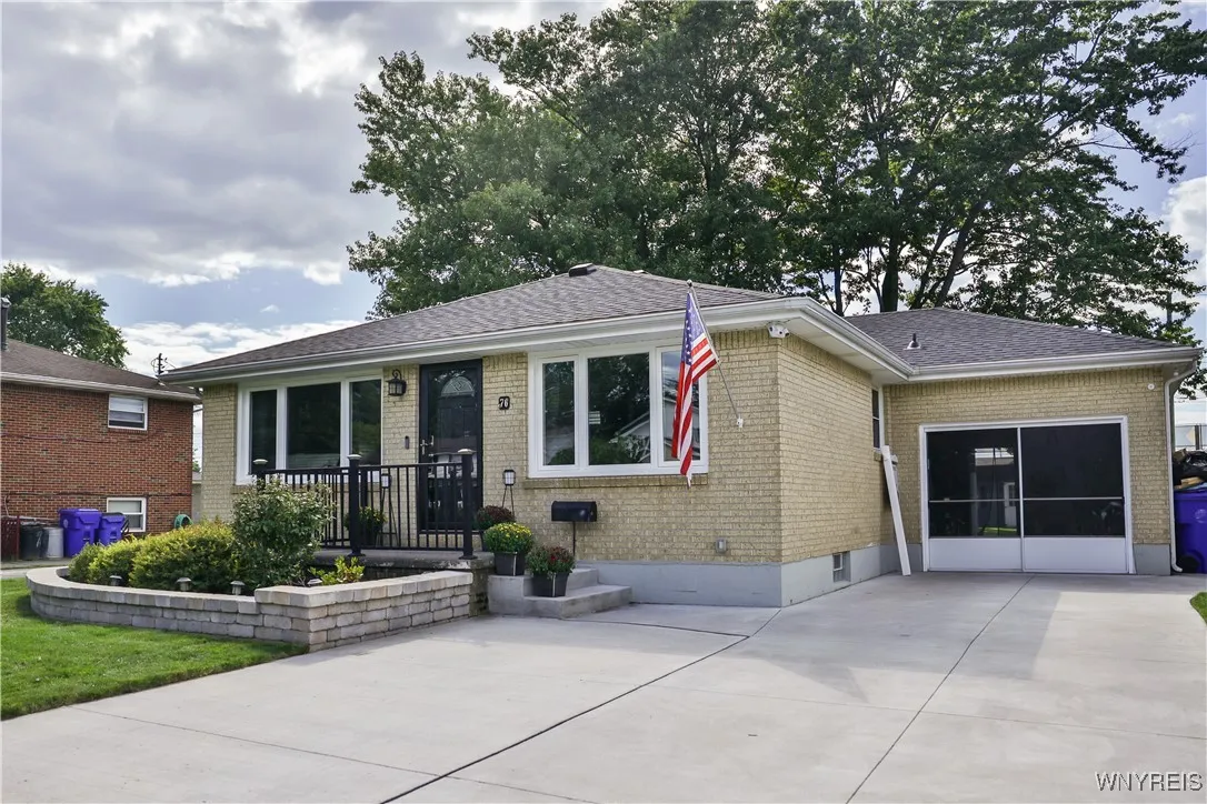 76 Jasmine Avenue, West Seneca, New York 14224, West Seneca, New York 14224, 3 Bedrooms Bedrooms, 7 Rooms Rooms,1 BathroomBathrooms,Residential,For Sale,76 Jasmine Avenue, West Seneca, New York 14224,0,B1634692