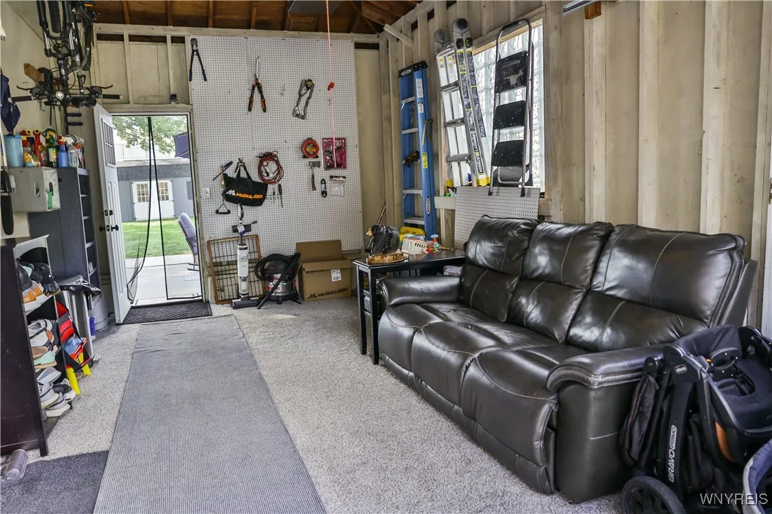 76 Jasmine Avenue, West Seneca, New York 14224, West Seneca, New York 14224, 3 Bedrooms Bedrooms, 7 Rooms Rooms,1 BathroomBathrooms,Residential,Closed,76 Jasmine Avenue, West Seneca, New York 14224,0,B1634692