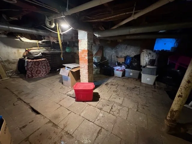 79 Scrantom Street, Rochester, New York 14605, Rochester, New York 14605, 6 Bedrooms Bedrooms, 9 Rooms Rooms,2 BathroomsBathrooms,Residential,For Sale,79 Scrantom Street, Rochester, New York 14605,0,R1634731