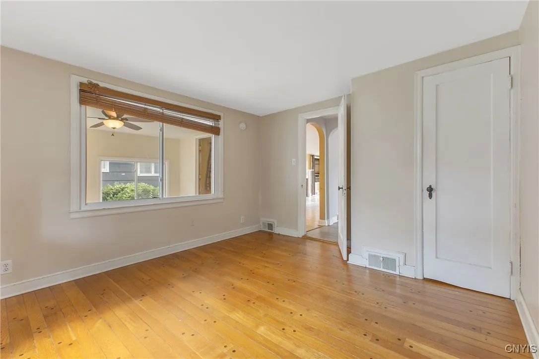 218 North Avenue, Syracuse, New York 13206, Syracuse, New York 13206, 3 Bedrooms Bedrooms, 9 Rooms Rooms,1 BathroomBathrooms,Residential,Closed,218 North Avenue, Syracuse, New York 13206,0,S1634756