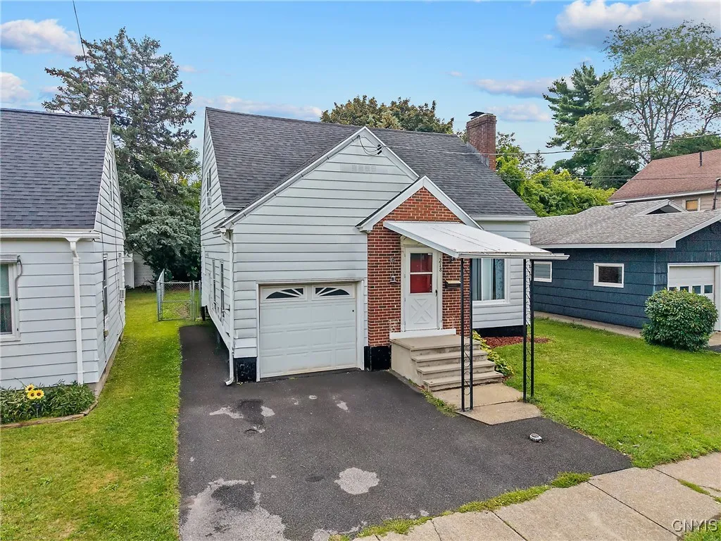 218 North Avenue, Syracuse, New York 13206, Syracuse, New York 13206, 3 Bedrooms Bedrooms, 9 Rooms Rooms,1 BathroomBathrooms,Residential,Closed,218 North Avenue, Syracuse, New York 13206,0,S1634756