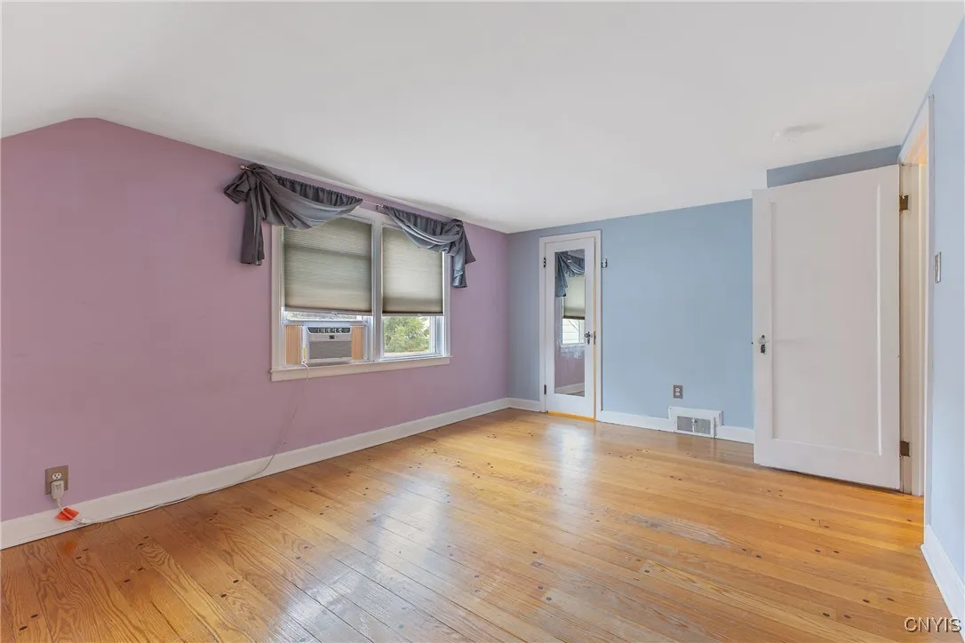 218 North Avenue, Syracuse, New York 13206, Syracuse, New York 13206, 3 Bedrooms Bedrooms, 9 Rooms Rooms,1 BathroomBathrooms,Residential,Closed,218 North Avenue, Syracuse, New York 13206,0,S1634756