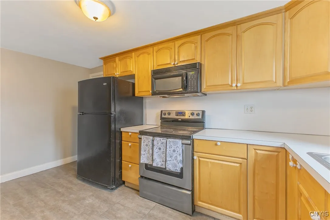 218 North Avenue, Syracuse, New York 13206, Syracuse, New York 13206, 3 Bedrooms Bedrooms, 9 Rooms Rooms,1 BathroomBathrooms,Residential,Closed,218 North Avenue, Syracuse, New York 13206,0,S1634756