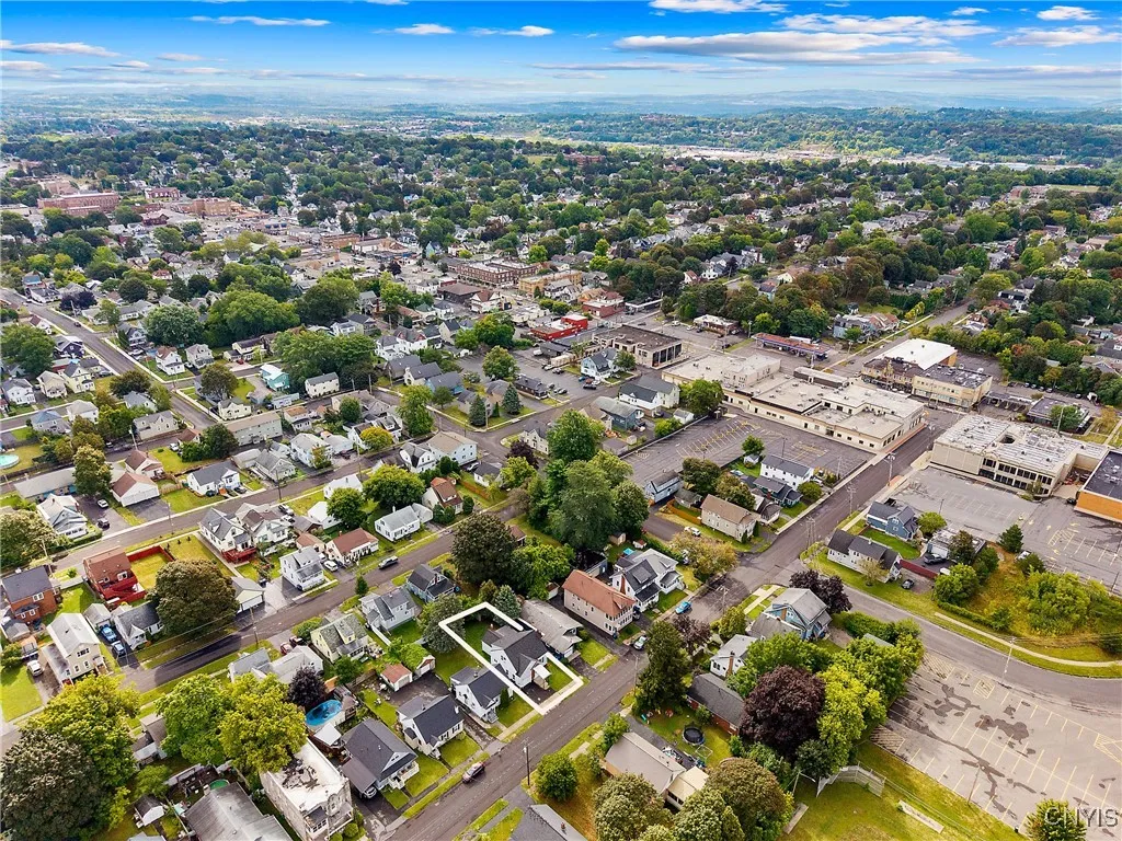 218 North Avenue, Syracuse, New York 13206, Syracuse, New York 13206, 3 Bedrooms Bedrooms, 9 Rooms Rooms,1 BathroomBathrooms,Residential,Closed,218 North Avenue, Syracuse, New York 13206,0,S1634756