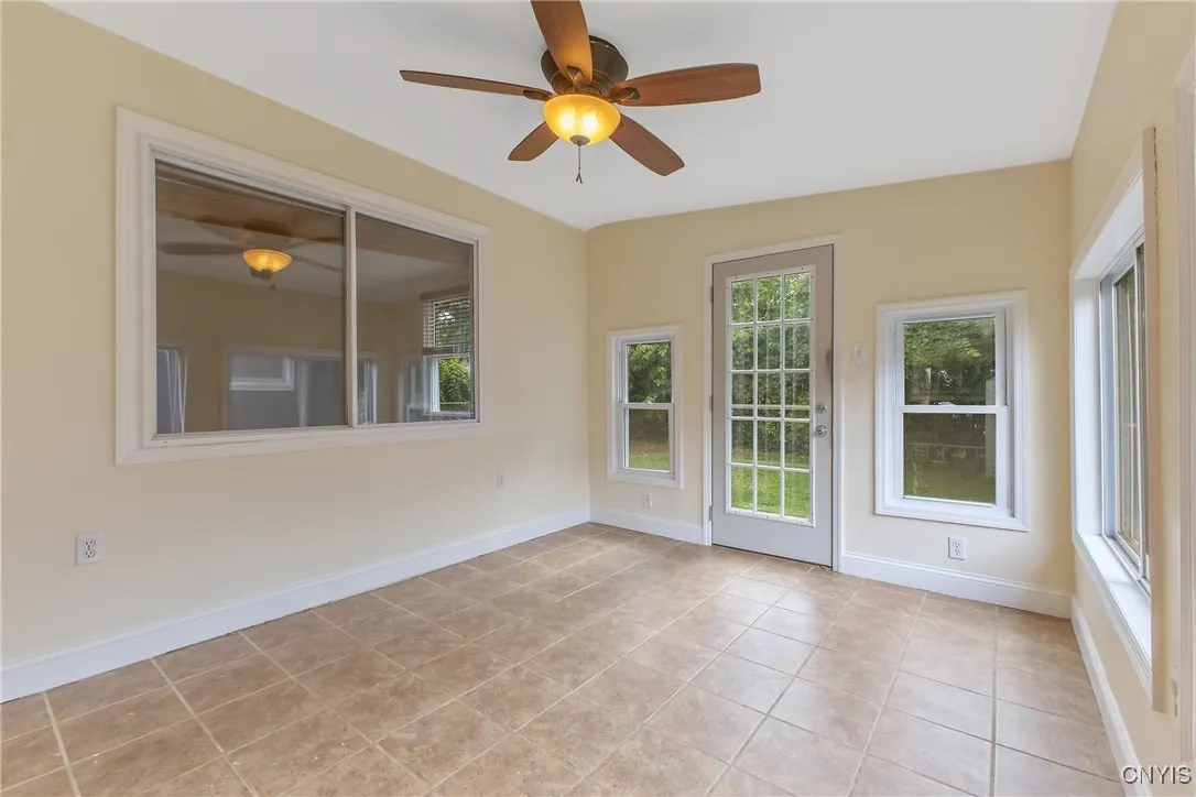 218 North Avenue, Syracuse, New York 13206, Syracuse, New York 13206, 3 Bedrooms Bedrooms, 9 Rooms Rooms,1 BathroomBathrooms,Residential,Closed,218 North Avenue, Syracuse, New York 13206,0,S1634756