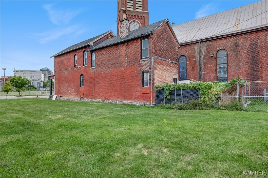 653 Michigan Avenue, Buffalo, New York 14203, Buffalo, New York 14203, 6 Bedrooms Bedrooms, ,2 BathroomsBathrooms,Residential,For Sale,653 Michigan Avenue, Buffalo, New York 14203,0,B1634780
