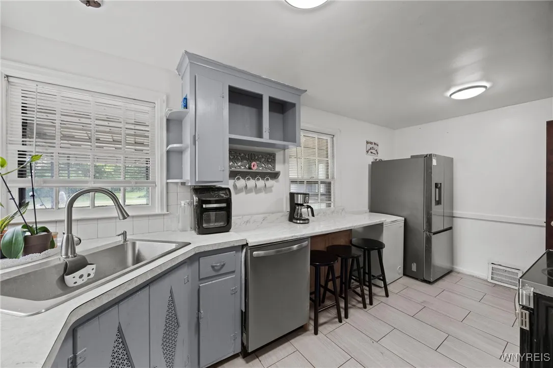 178 Cleveland Drive, Cheektowaga, New York 14215, Cheektowaga, New York 14215, 3 Bedrooms Bedrooms, 7 Rooms Rooms,1 BathroomBathrooms,Residential,For Sale,178 Cleveland Drive, Cheektowaga, New York 14215,0,B1634912