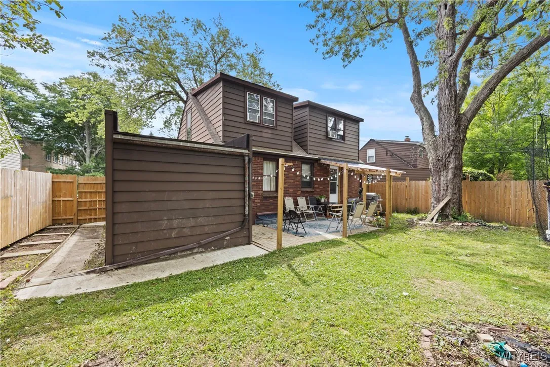 178 Cleveland Drive, Cheektowaga, New York 14215, Cheektowaga, New York 14215, 3 Bedrooms Bedrooms, 7 Rooms Rooms,1 BathroomBathrooms,Residential,For Sale,178 Cleveland Drive, Cheektowaga, New York 14215,0,B1634912