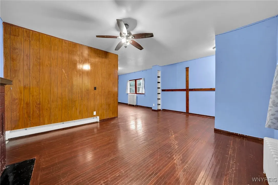 335 Austin Street, Buffalo, New York 14207, Buffalo, New York 14207, 4 Bedrooms Bedrooms, 8 Rooms Rooms,1 BathroomBathrooms,Residential,For Sale,335 Austin Street, Buffalo, New York 14207,0,B1634952