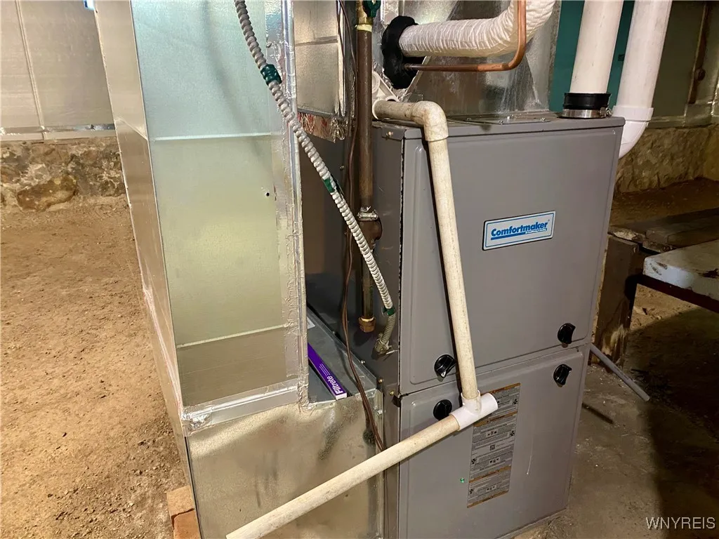 8489 North Main Street, Eden, New York 14057, Eden, New York 14057, 4 Bedrooms Bedrooms, 9 Rooms Rooms,3 BathroomsBathrooms,Residential,Closed,8489 North Main Street, Eden, New York 14057,0,B1634962