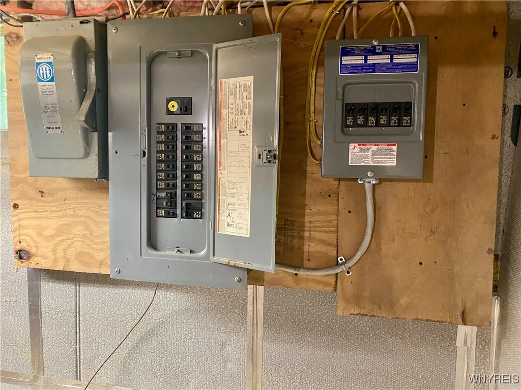 8489 North Main Street, Eden, New York 14057, Eden, New York 14057, 4 Bedrooms Bedrooms, 9 Rooms Rooms,3 BathroomsBathrooms,Residential,Closed,8489 North Main Street, Eden, New York 14057,0,B1634962