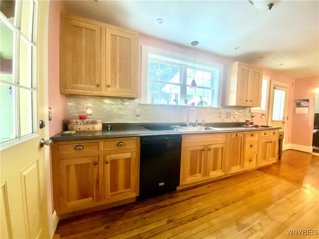 8489 North Main Street, Eden, New York 14057, Eden, New York 14057, 4 Bedrooms Bedrooms, 9 Rooms Rooms,3 BathroomsBathrooms,Residential,Closed,8489 North Main Street, Eden, New York 14057,0,B1634962