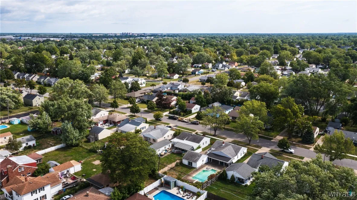 360 Claremont Avenue, Tonawanda, New York 14223, Tonawanda, New York 14223, 2 Bedrooms Bedrooms, 6 Rooms Rooms,2 BathroomsBathrooms,Residential,Closed,360 Claremont Avenue, Tonawanda, New York 14223,0,B1628656