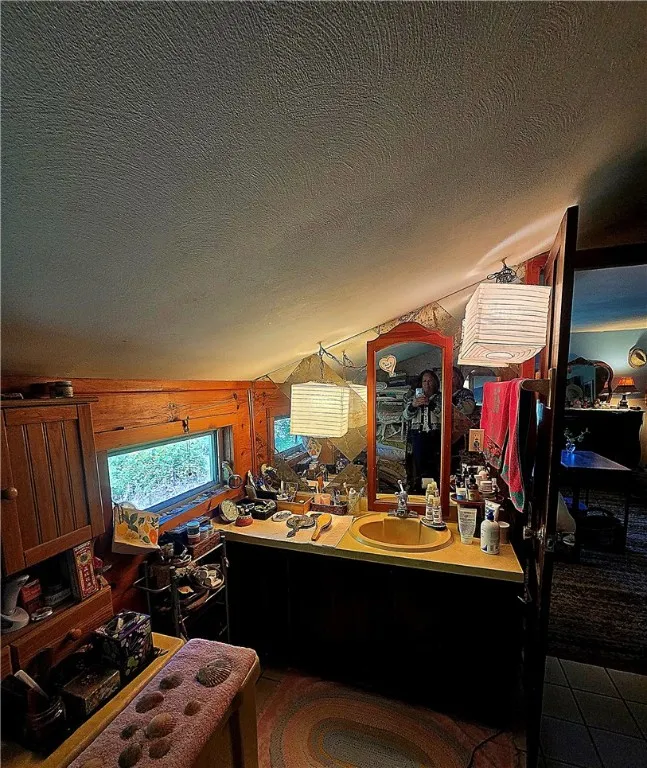 323 Gohan Road, Maryland, New York 12155, Maryland, New York 12155, 4 Bedrooms Bedrooms, 9 Rooms Rooms,1 BathroomBathrooms,Residential,For Sale,323 Gohan Road, Maryland, New York 12155,0,R1634999