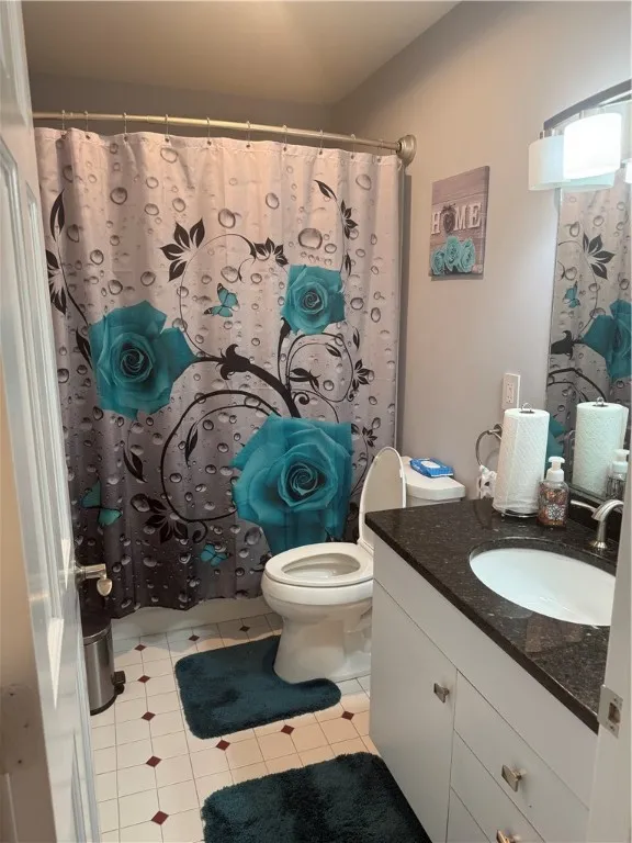 Bedroom 2 bathroom