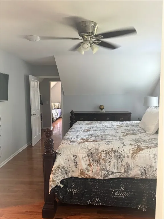 Bedroom 4 into additional nook